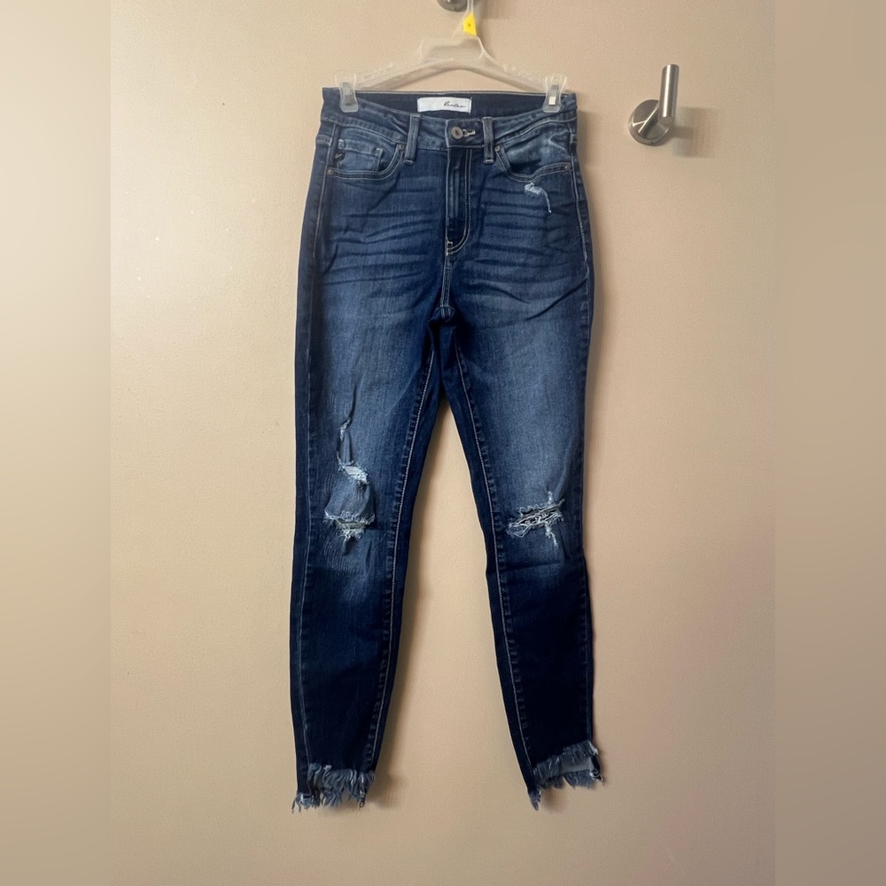 Kancan Signature Women's Junior's High Rise Skinny Raw Hem 
Jeans